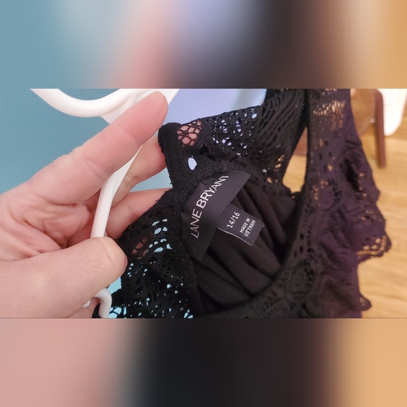 LANE BRYANT COLD SHOULDER LACE UPPER COTTON BOTTOM 14/16 BLACK DRESS - Picture 5 of 5